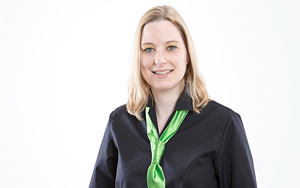 Melanie Haevecker, Vertrieb